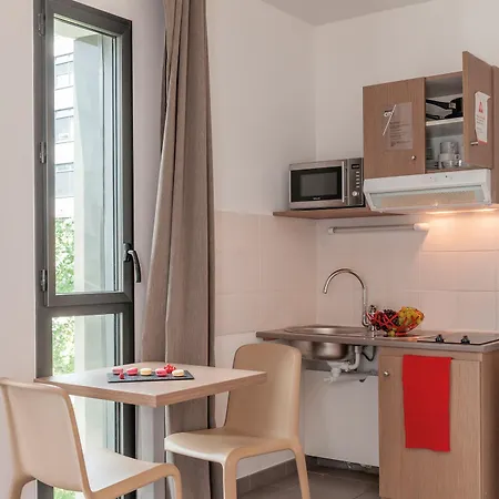 Appart'city Confort אנז'ה