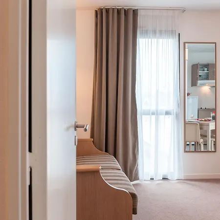 Appart'city Confort Hotel apartamentowy Angers
