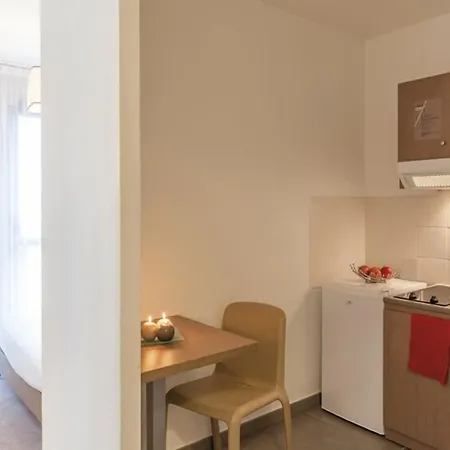 Appart'city Confort Апарт-отель 3*