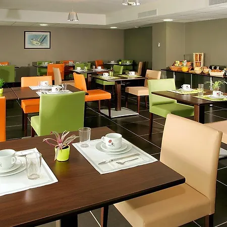 Appart'city Confort Апарт-готель 3*